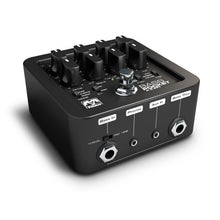 Cargar imagen en el visor de la galería, Pedal Preamplificador portátil para bajos eléctricos I POCKET AMP BASS
